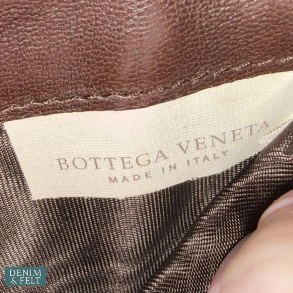 Bottega Veneta Intrecciato Brown Leather Zip Around Wallet Luxury Woven‎ Classic